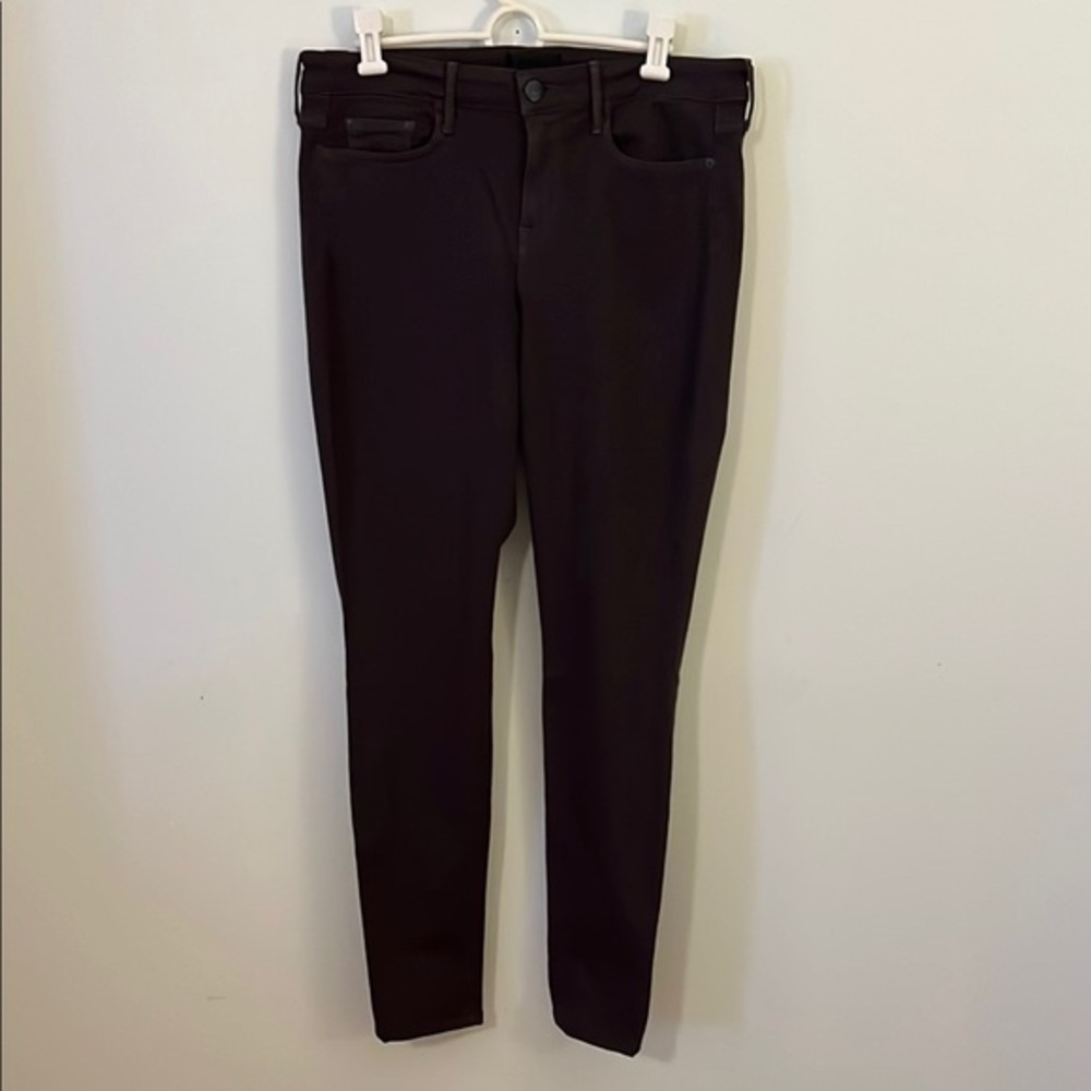 Vince Pewter Women's Skinny Jeans Sleek and Minimalist Size 31